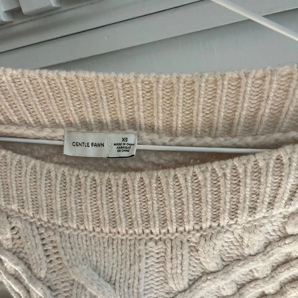 Gentle Fawn Knitted Sweater - Picture 2 of 2